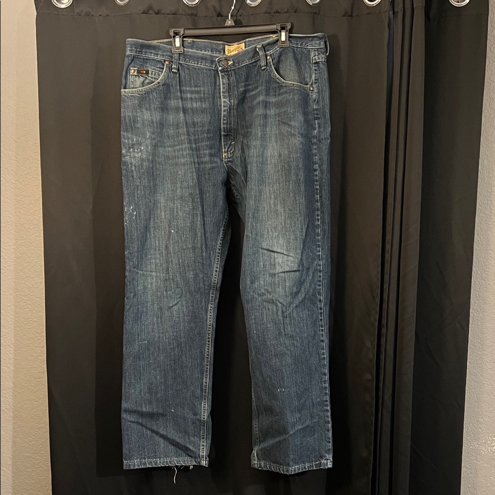 Wrangler 20x blue denim jeans